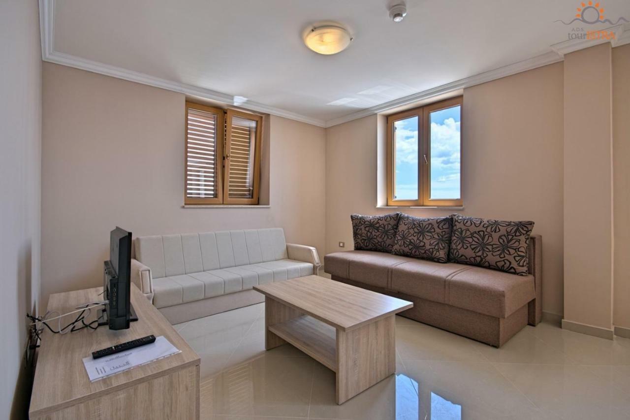 Novigrad Istria Rotonda Inn Novigrad מראה חיצוני תמונה