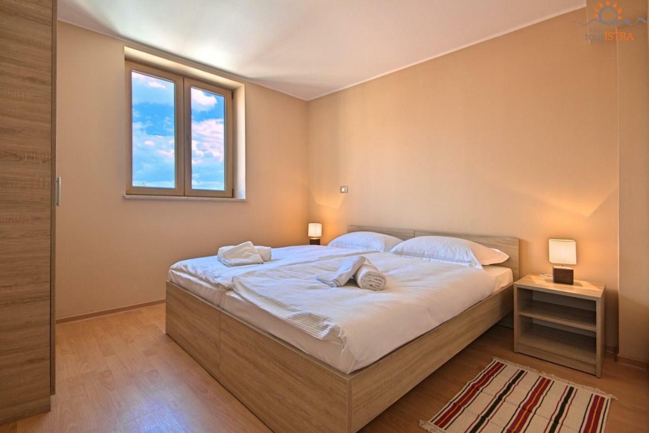Novigrad Istria Rotonda Inn Novigrad מראה חיצוני תמונה