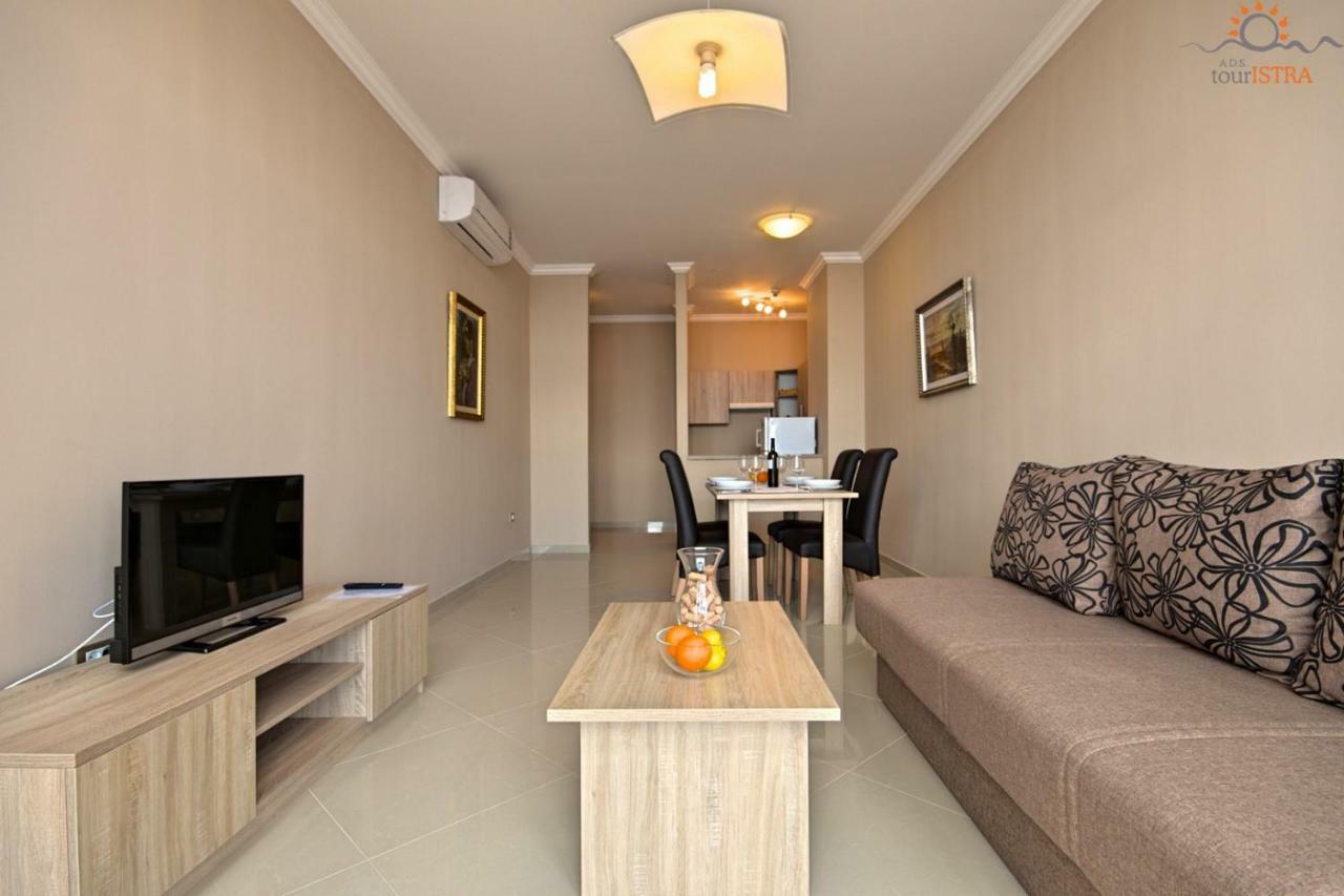 Novigrad Istria Rotonda Inn Novigrad מראה חיצוני תמונה