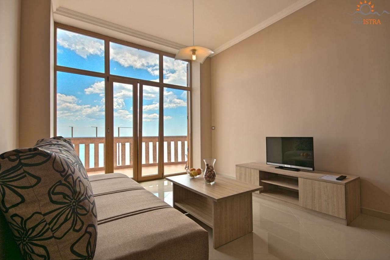 Novigrad Istria Rotonda Inn Novigrad מראה חיצוני תמונה